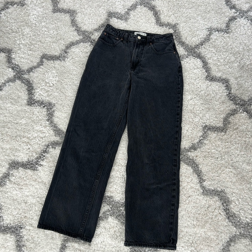 Abercrombie High Rise “The Loose” Jean